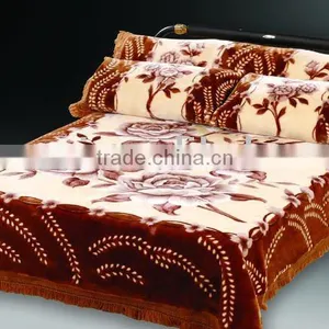 Printed and Super Soft 4pcs Blanket Set 100% Polyester thumbnail-1