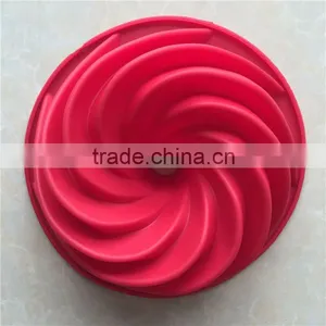 Big Swirl Shape Silicone Butter Cake Mould Kitchen Baking Tools thumbnail-2