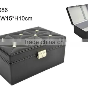 PU Leather With Handle Jewelry Box thumbnail-3