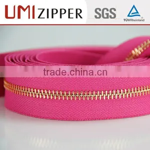 MOQ Fashion Rose Gold Iron Teeth on Double Sided Reverse Coil Zipper thumbnail-3