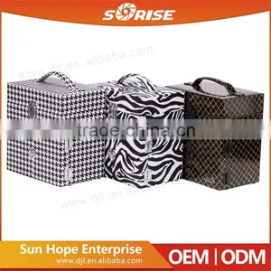 Factory Supply Pvc Nail Travel Cosmetic Box thumbnail-1