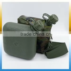 US Military Canteen 2 Liter Square Plastic Water Bottle thumbnail-2