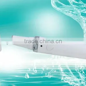 Portable Light Therapy Acne Removing Device thumbnail-1