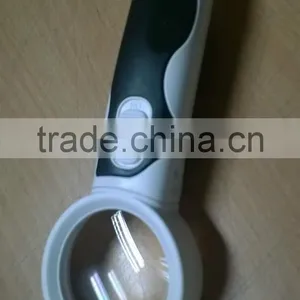 LED Handheld Magnifier thumbnail-2