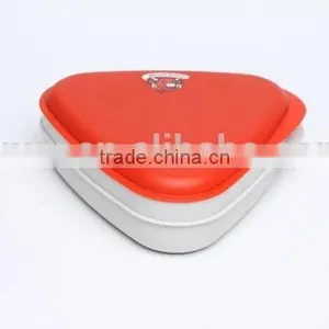 Triangle Lunch Box thumbnail-1