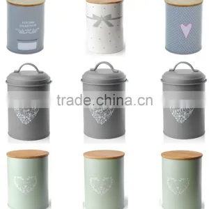 Brand New High Quality Mint Green Pastel Colour Bread Bin Kitchen Storage thumbnail-5