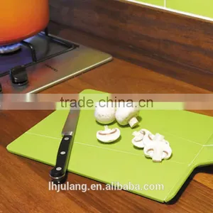 Useful Folding Plastic Cutting Board for Kitchen/Cretive Folding Plastic Chopping Board thumbnail-2