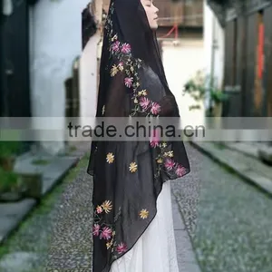 2017 Hot Sale Spring Summer Scarves Cotton Folwer Embroidery Hijab Scarf for Muslim Woman thumbnail-3