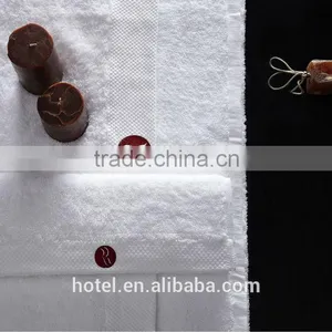 Hote Bath Towels With Embroidery thumbnail-3