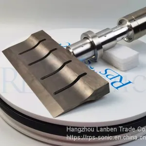 Titanium Bread Cake 1000W Ultrasonic Cutting Equipment thumbnail-1
