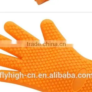 Heat Resistant Silicone Oven Gloves With Fingers thumbnail-2