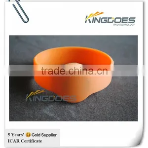 Custom Silicone Wristband Different Color 13.56KHz thumbnail-1