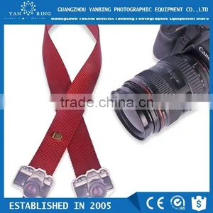 LYNCA LM Series Fashion Colorful Custom Camera Neck Strap With Camera Red Pattern thumbnail-1