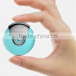 2016 Newest Mini Plug Air Humidifier for Phone Portable Personal Ultrasonic Mini Spray Humidifier for Mobile Phone thumbnail-6