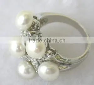 White Round Fashion Lady Tahitian Pearl Ring With Diamond thumbnail-2