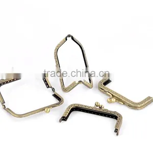 Metal Frame Kiss Clasp Arch Pattern Carved For Purse Bag Antique Bronze 8.7x5.8cm(Open:10.8x8.8cm),2Pc,Hottest thumbnail-1
