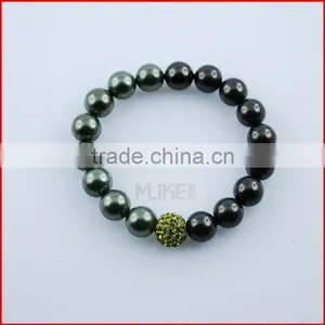 Fashion Imitation Pearl Bracelet thumbnail-1