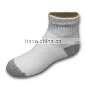 Cheap Economy Price Socks thumbnail-1