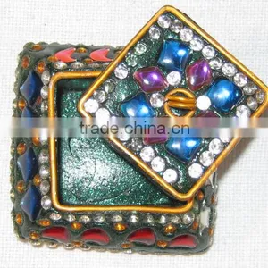 Small Sindoor Boxes / Small Kumkum Boxes / Gift Lac Boxes thumbnail-1