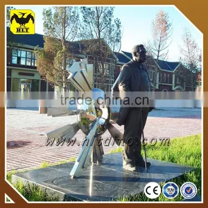 Famous Person Figurines by Professionally Manufacture thumbnail-4