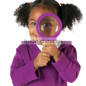 Colorful Plastic Magnifying Glass, Pocket Magnifier for Kids thumbnail-3