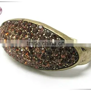 Crystal Stud Wide Oval Shape Dual Finger Ring thumbnail-1