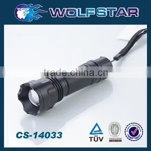 Zoomable 5W CREE LED Highlight Torch Flashlight thumbnail-1