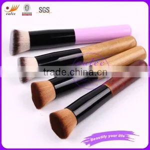 New Design Flat Top Powder Brush for Cosmetic thumbnail-1