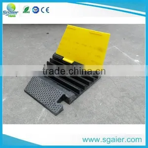 5 Channel Cable Protector Corner (22.5degree) Rubber Cable Ramp thumbnail-1