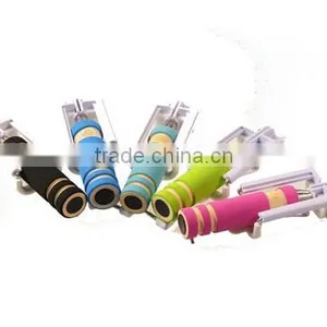 Wholesale Wired Mini Smartphone Selfie Stick for Phone thumbnail-1