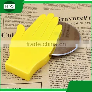 Promotional Gifts Wholesale Hand Shaped Plastic Pizza Cutter Fork thumbnail-3