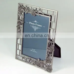 Metal Simple Photo Frame thumbnail-1