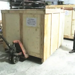 Vacuum Workbench Vertical Screen Printing Machine With Automatic Upload and Automatic Download thumbnail-2