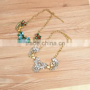 Hot Sale Female Gold Jewelry Necklaces With Shining Rhinestone thumbnail-2