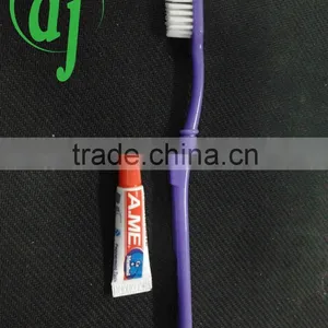 2015 New Arrival Top Quality Disposable Hotel Toothbrush White /5g Fluoride Toothpaste thumbnail-2