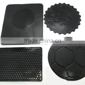 OPP Bag Packing PU Football Shape Sticky Pad for Car Dashboard thumbnail-3