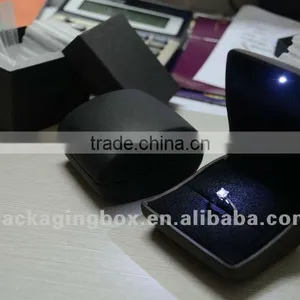 Black Ring Gift Box With Led thumbnail-1