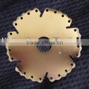 4.5" Vacuum Brazed Diamond Wave Tooth Form Blade thumbnail-1