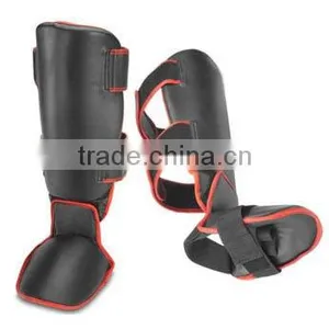 White Color PU Made Shin Guards thumbnail-1