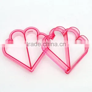 Plastic Leaf Sandwich Crust Cutter DIY Bread Mold thumbnail-5
