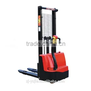 Custom 1.5 Tons Electric Reach Truck Forklift Batteries thumbnail-1