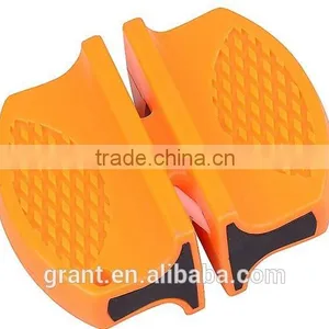Mini Knife Sharpener With Suction Pad Kitchen / Knife Sharpener thumbnail-3