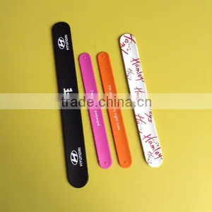 2015 Cheap Promotional Custom PVC Reflective Ruler Slap Bracelets thumbnail-2