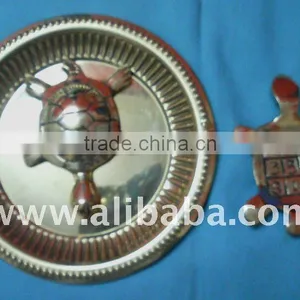 Brass Tortoise Plate thumbnail-1