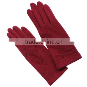 Beaded Lady Winter Gloves thumbnail-4