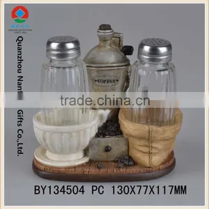 Coffeepot Polyresin Salt Pepper Shaker thumbnail-1