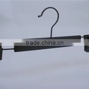 Black Plastic Pant Bottom Tourser Clip Hanger With Black Hook on Wholesale thumbnail-3