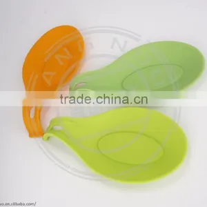 Silicone Spoon Holder thumbnail-1