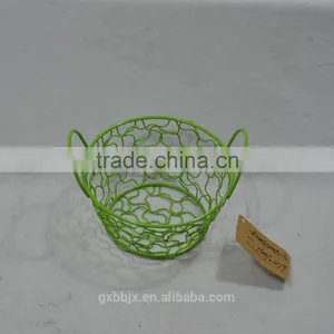 Set of Three Metal Wire Storage Basket With Handle thumbnail-3