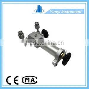 Portable Pneumatic Pressure Calibrator thumbnail-1